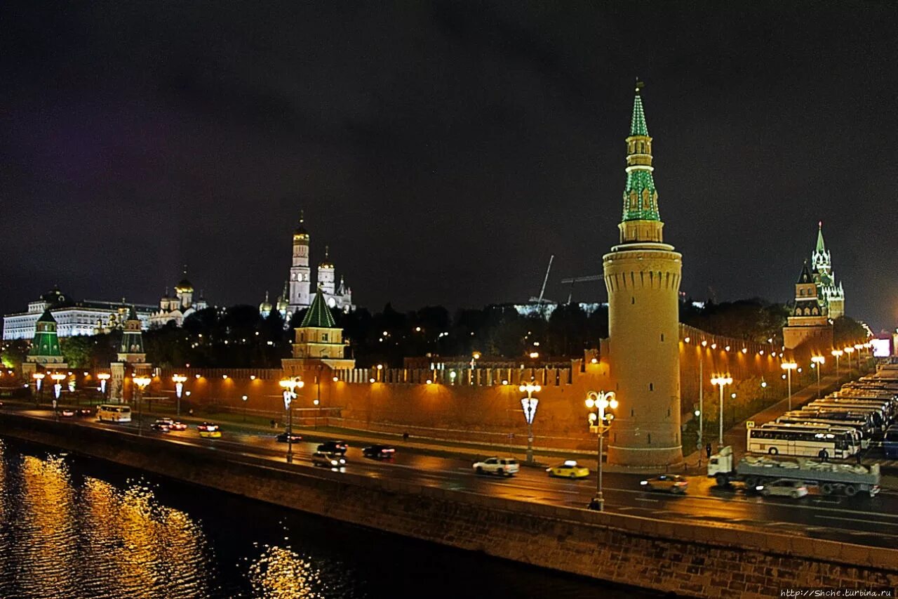 Страна меньше москвы. Московский Кремль ЮНЕСКО. Московский Кремль и красная площадь ЮНЕСКО. Москва Кремль красная площадь. Московский Кремль памятник ЮНЕСКО.