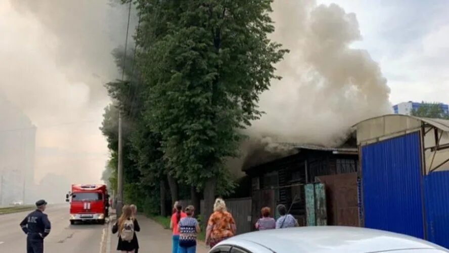 Пожар в Ижевске Италмас сейчас. Сгоревший дом на Ленина Ижевск. Италмас горит Ижевск. Удмуртия,п,итолмас,аварии,,2,мая. Блонь огонь ул ленина 2 отзывы