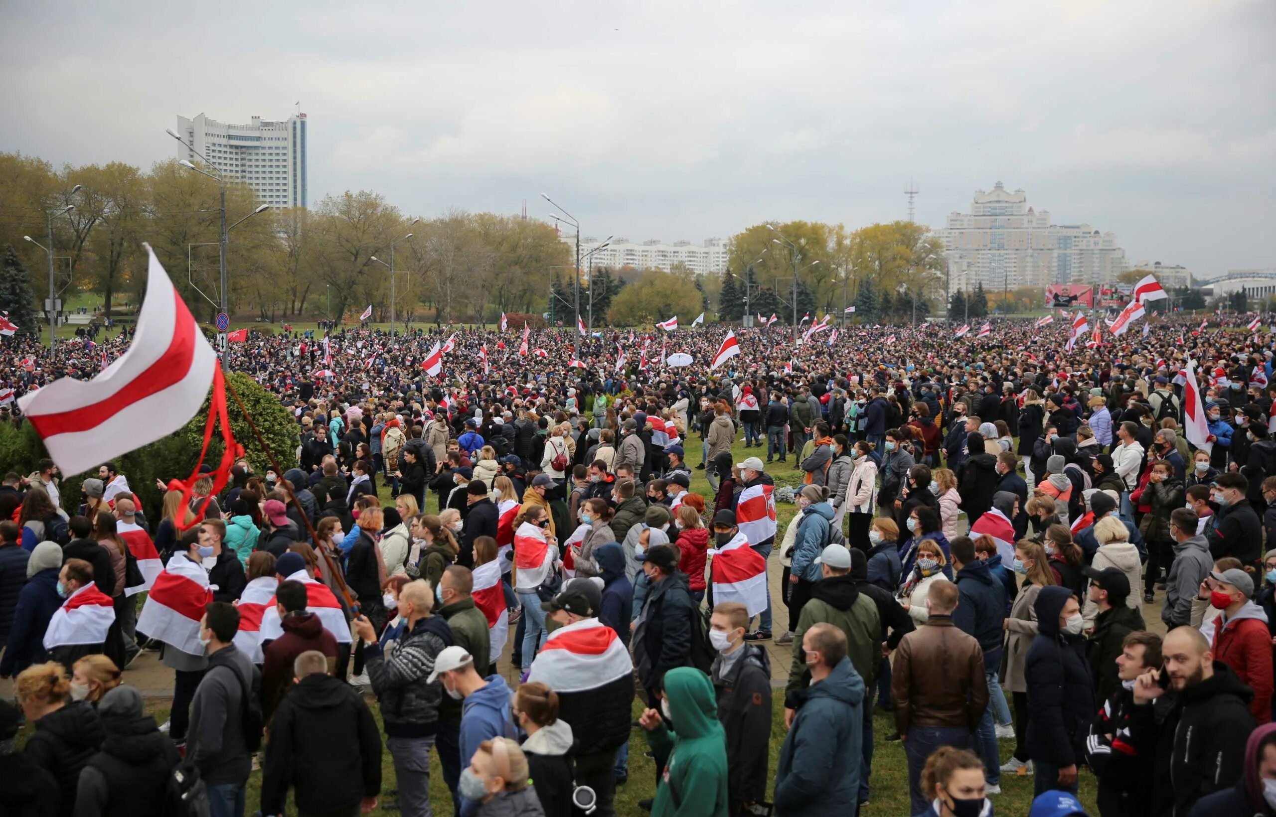 Забастовки в Минске 2020. Марш протеста в Минске 25 октября. Митинги в Белоруссии 2020.