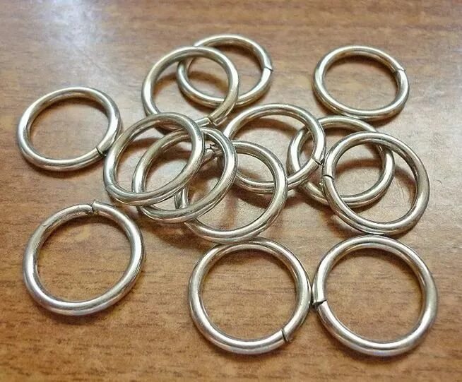 Кольцо ковровое d 12 мм никель. Колечки для ковров. Ковровые кольца. Колечки для ковра. Кольцо покрытое никелем.