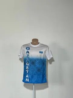 Линда Харди жалаңаш