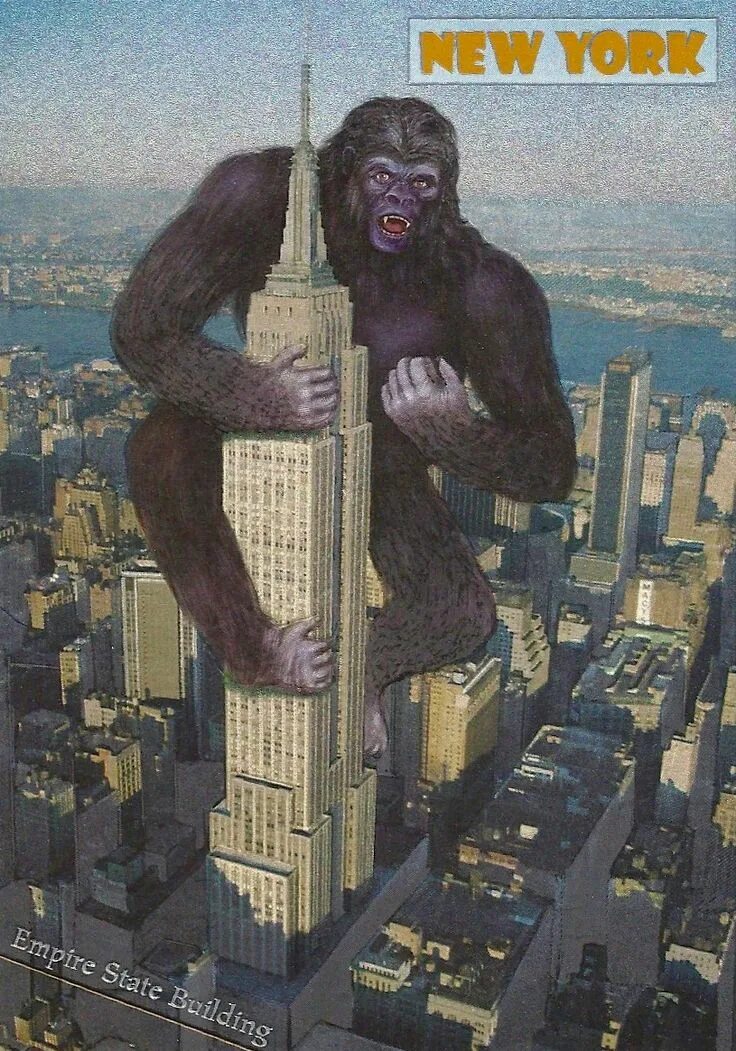 King kong new empire. Кинг Конг на башне 2005. Кинг Конг на Эмпайр Стейт Билдинг. Кинг Конг 2005 на небоскребе. Горилла Кинг Конг.