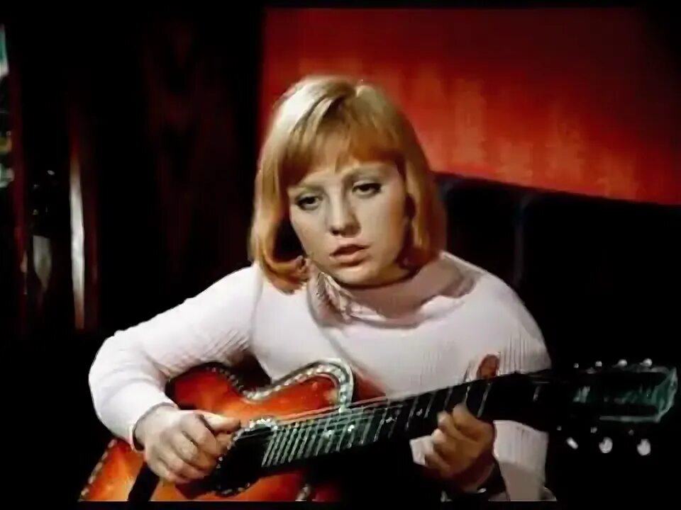 Маленькая страна караоке. Мы выбираем нас текст. Ах какая женщина текст песни караоке. Караоке генералы песчаных карьеров караоке. Караоке песни мы выбираем нас выбирают.