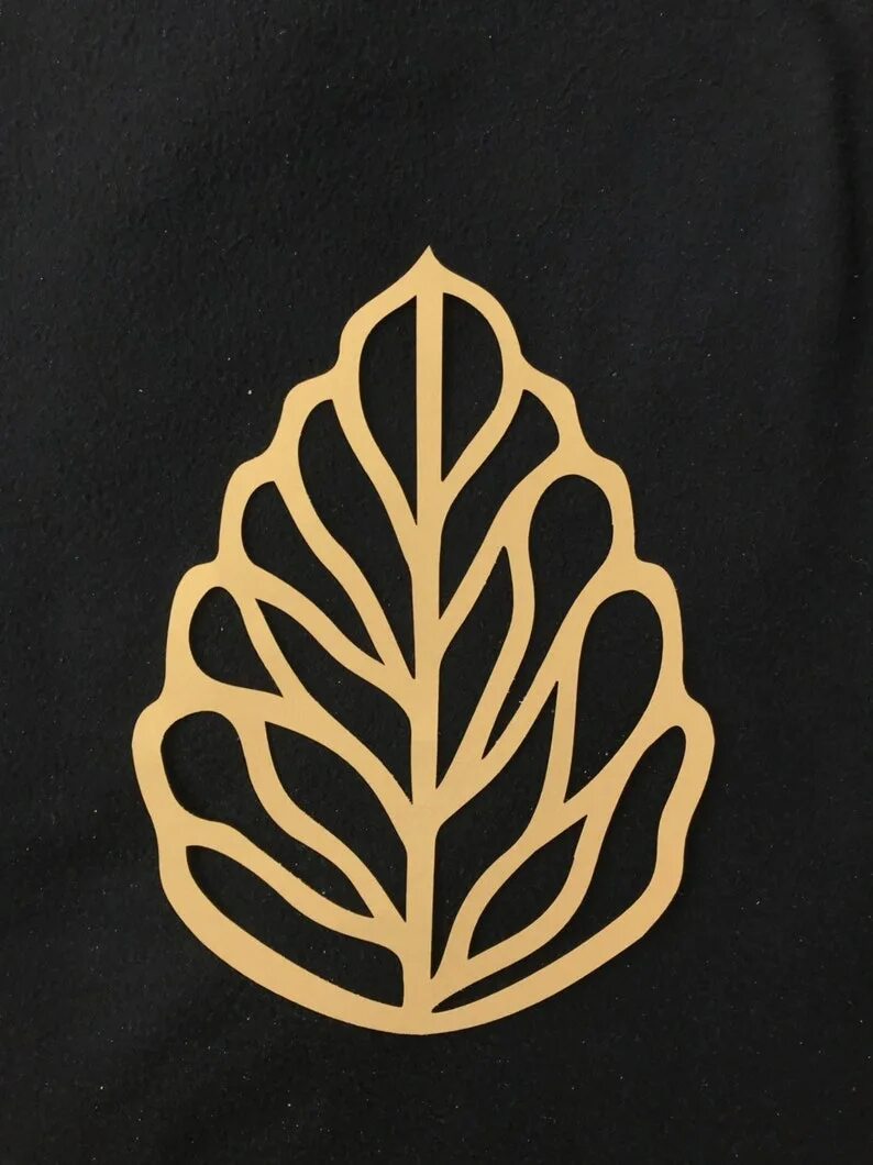 Резной листик. Ажурный лист. Листик филигрань. Трафарет резных листьев. Ажурные листья из бумаги.