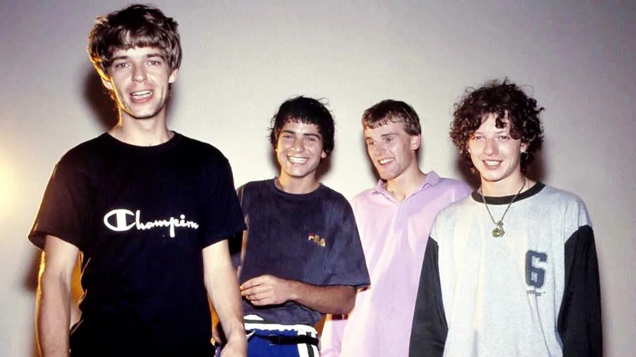 There she goes sixpence none the richer. There she goes john leckie version. Sixpence none the richer kiss me обложка. Опять она сериал. Опять она сериал.