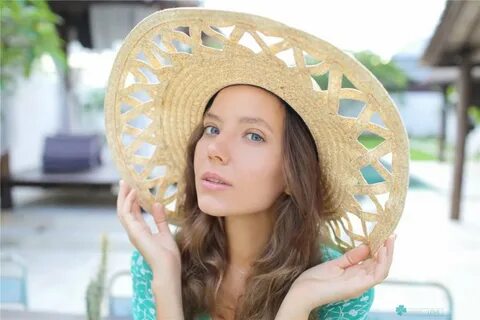 Katya clover