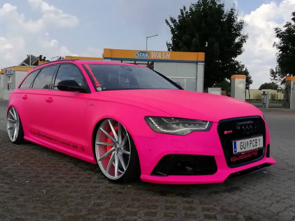 Цвет рс. Audi rs6 c7. Розовая Ауди РС 6. Pink Audi rs6. Audi rs7 розовая.