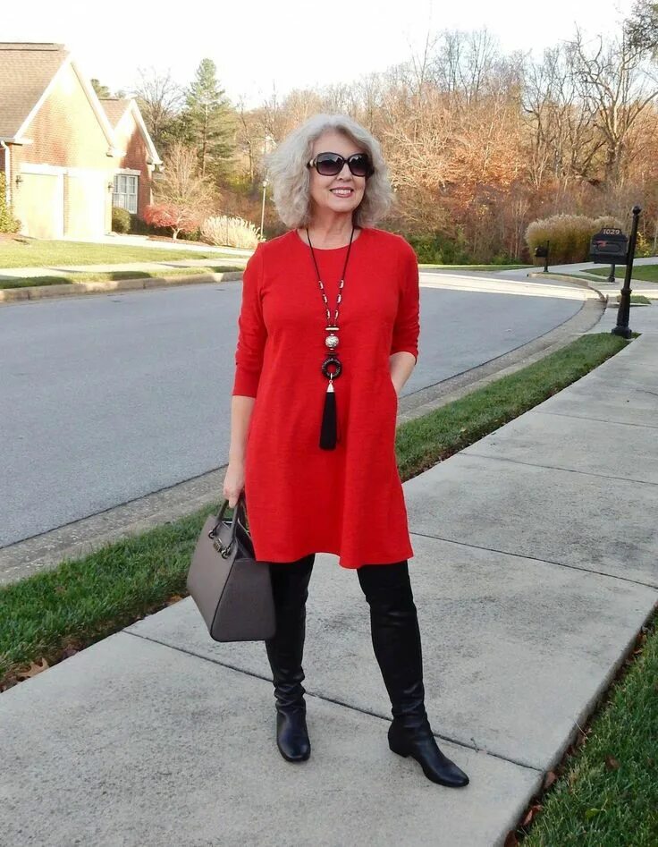 Одежда для женщин 40 лет. Стильное платье для женщины 50. Фасоны летних платьев для женщин после 50 лет. Модные платья для женщин 50+. Одежда для женщины 50 лет стильная.