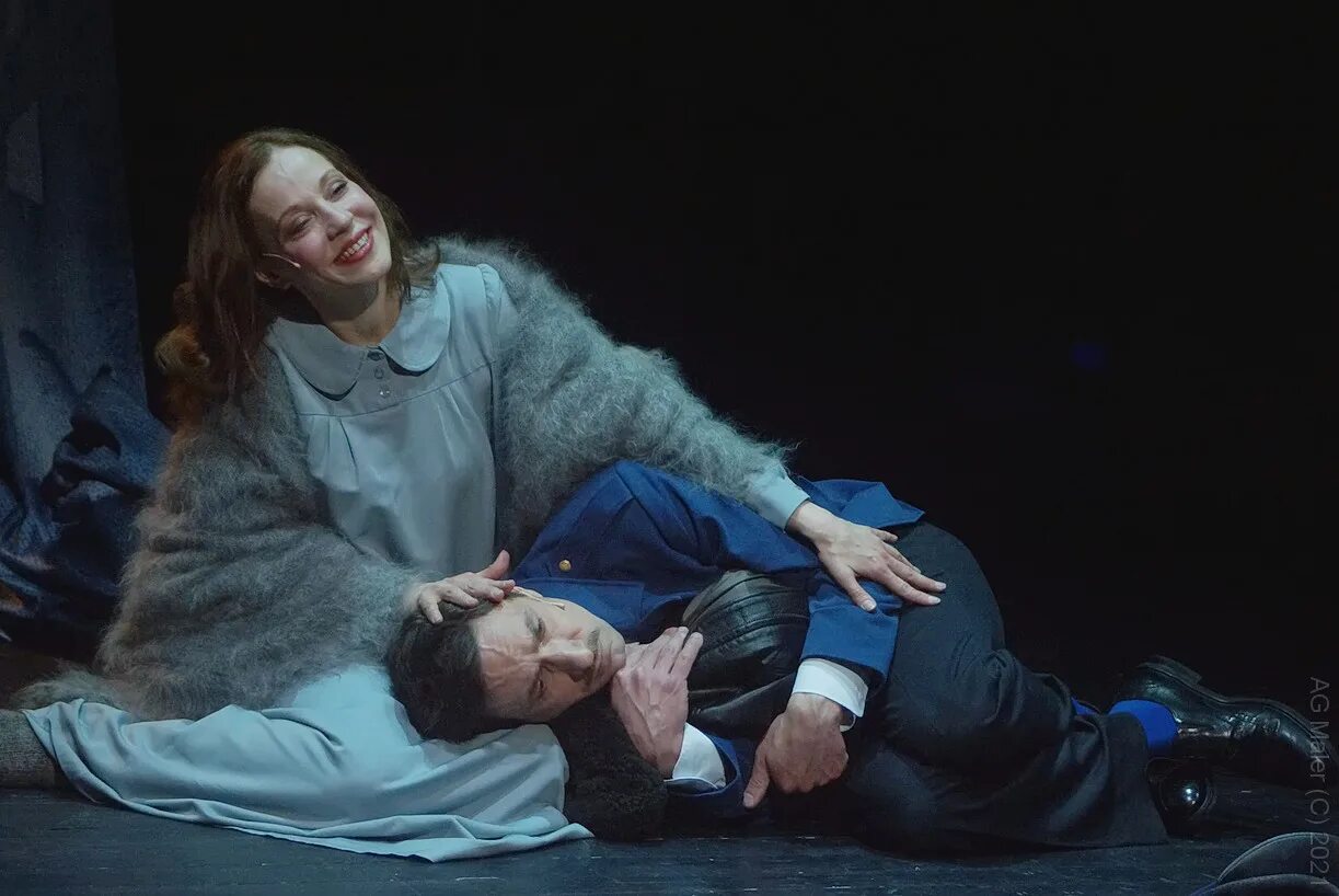 григорий антипенко вахтангова. спектакль театра вахтангова "обещание на рассвете". театр им вахтангова обещание на рассвете. обещание на рассвете театр вахтангова. спектакль театра вахтангова "обещание на рассвете".