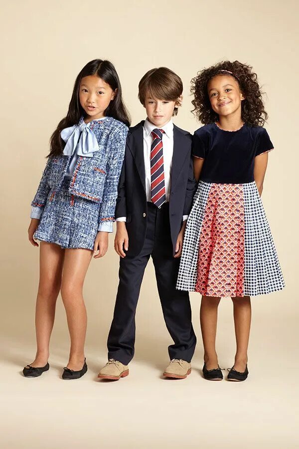 Children мода. Стильная одежда в школу. Стильная одежда для детей. Модная детская одежда. Модная одежда в школу.