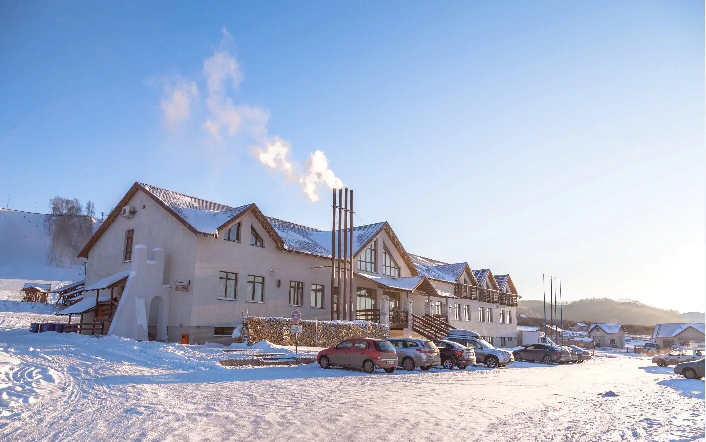 уязы тау октябрьский башкортостан. горнолыжный комплекс октябрьский башкортостан. горнолыжка в октябрьском уязы-тау. горнолыжка октябрьский башкирия уязы тау. уязы тау лыжная база.