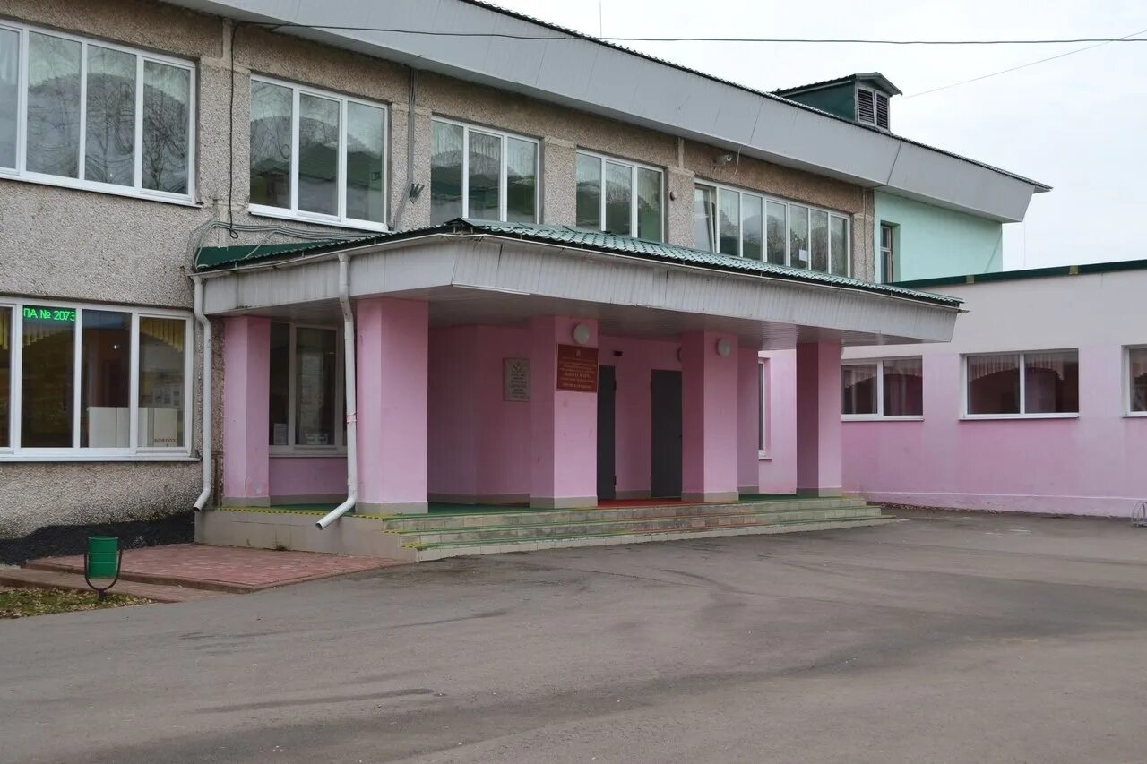 Праздничные линейки, посвященные окончанию учебного года, ГБОУ Школа № 2073, Мос