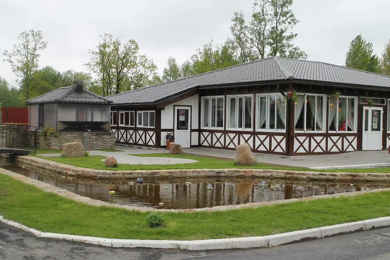 Комплекс нотебург шлиссельбург. Коттеджный поселок нотебург в шлиссельбурге. Ресторан нотебург в шлиссельбурге. Нотебург отель шлиссельбург. Ресторан нотебург в шлиссельбурге.