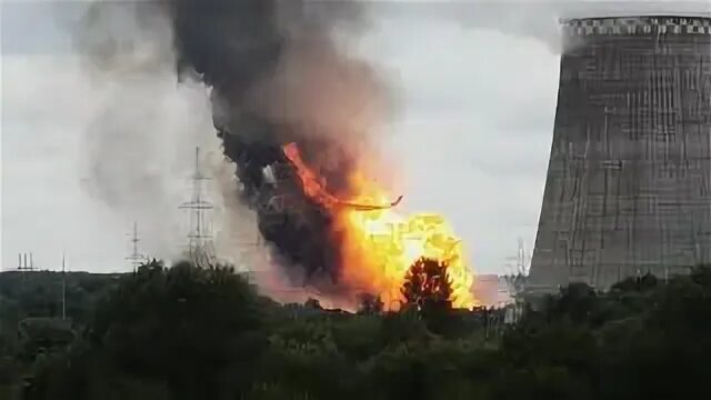 Пожар в твери сейчас в заволжском районе. Взрыв тэц. Пожар на лужской тэц. Тэц ачинского глинозёмного комбината. Пожар на электростанции.