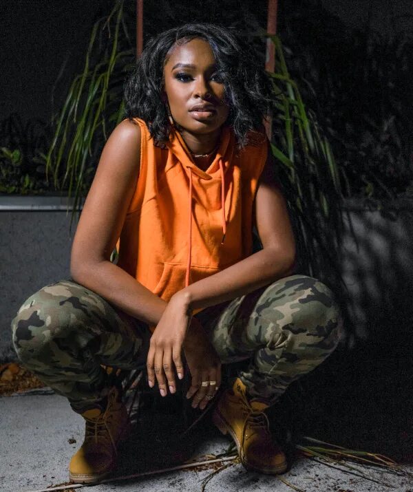 Coco jones. Koko jones decentraland. коко мудиссон. коко джонс hot.