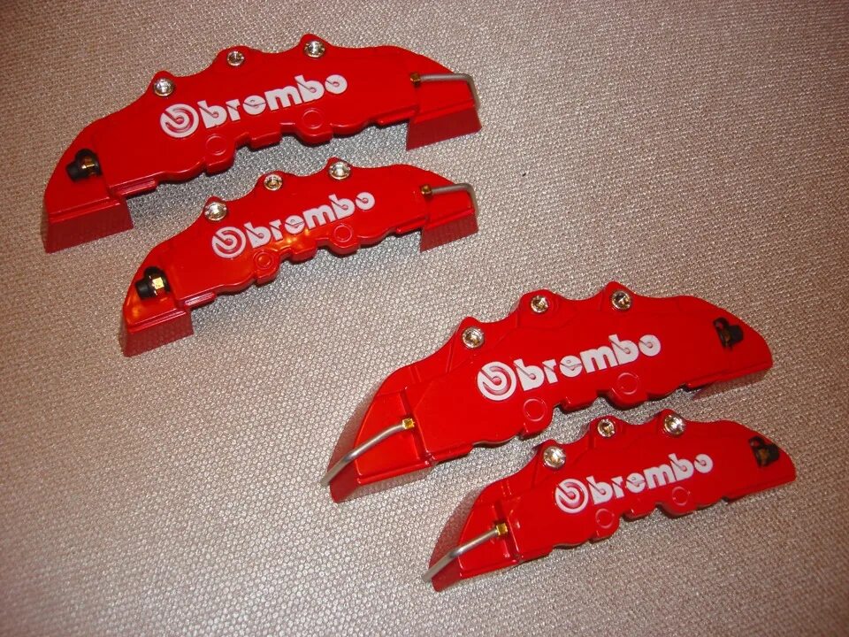 Накладки на суппорта BREMBO Mitsubishi Lancer 10. BREMBO накладки Lancer 10. Накладки на суппорта Мицубиси Лансер 10 Бремор. Накладки Брембо на Лансер 10. Накладки на суппорта brembo