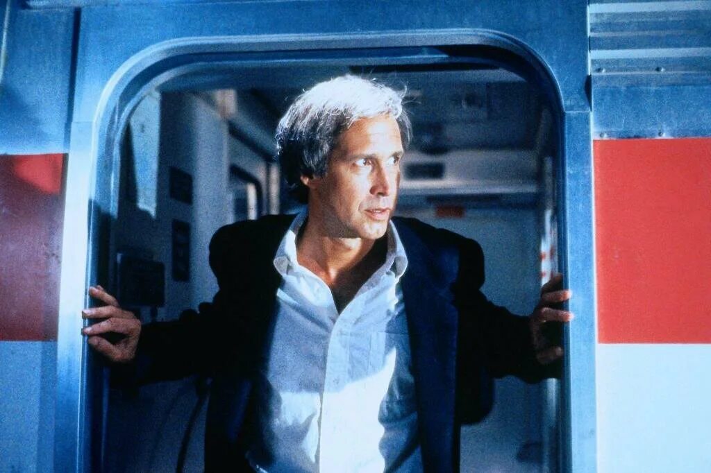 Невидимка 1992. Человек-невидимка фильм 1992. Исповедь невидимки 1992. Фильм человек невидимка чеви чейз. Исповедь невидимки фильм.