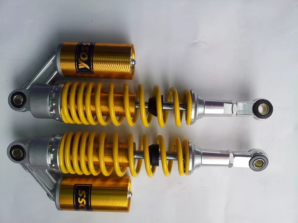 Гидравлическая жидкость для амортизаторов. Масло амортизаторное аж-12т. Какую лить в амортизатор. Вспенивается масло в амортизаторе. Насадка для прокачки амортизаторов.