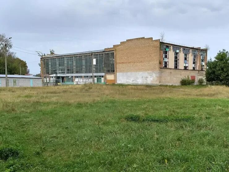 Гусь-хрустальный, ул. Магазин гусевский хрусталь на ленинском проспекте. Гусь хрустальный посуда. Муравьева апостола 7 гусь-хрустальный. Улица добролюбова гусь хрустальный.