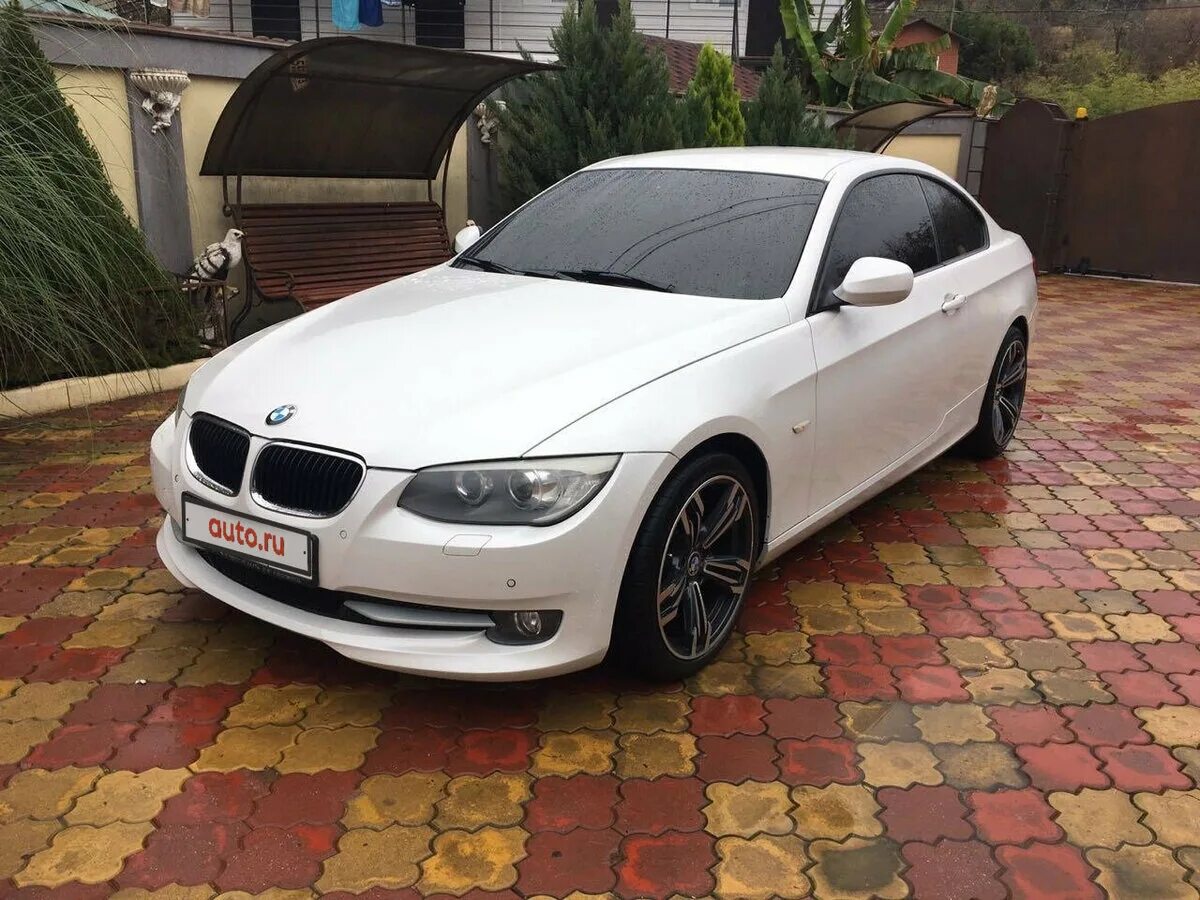 БМВ 320i белая. BMW e92 320i. BMW e92 320. Бмв 3 320i