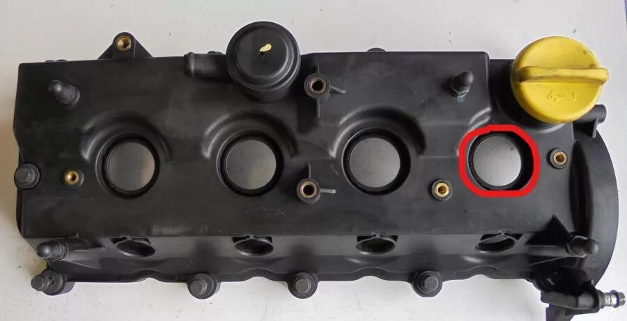 58 21 1. Клапанная крышка z10xep. Крышка клапанная Opel Astra f 1.7d.