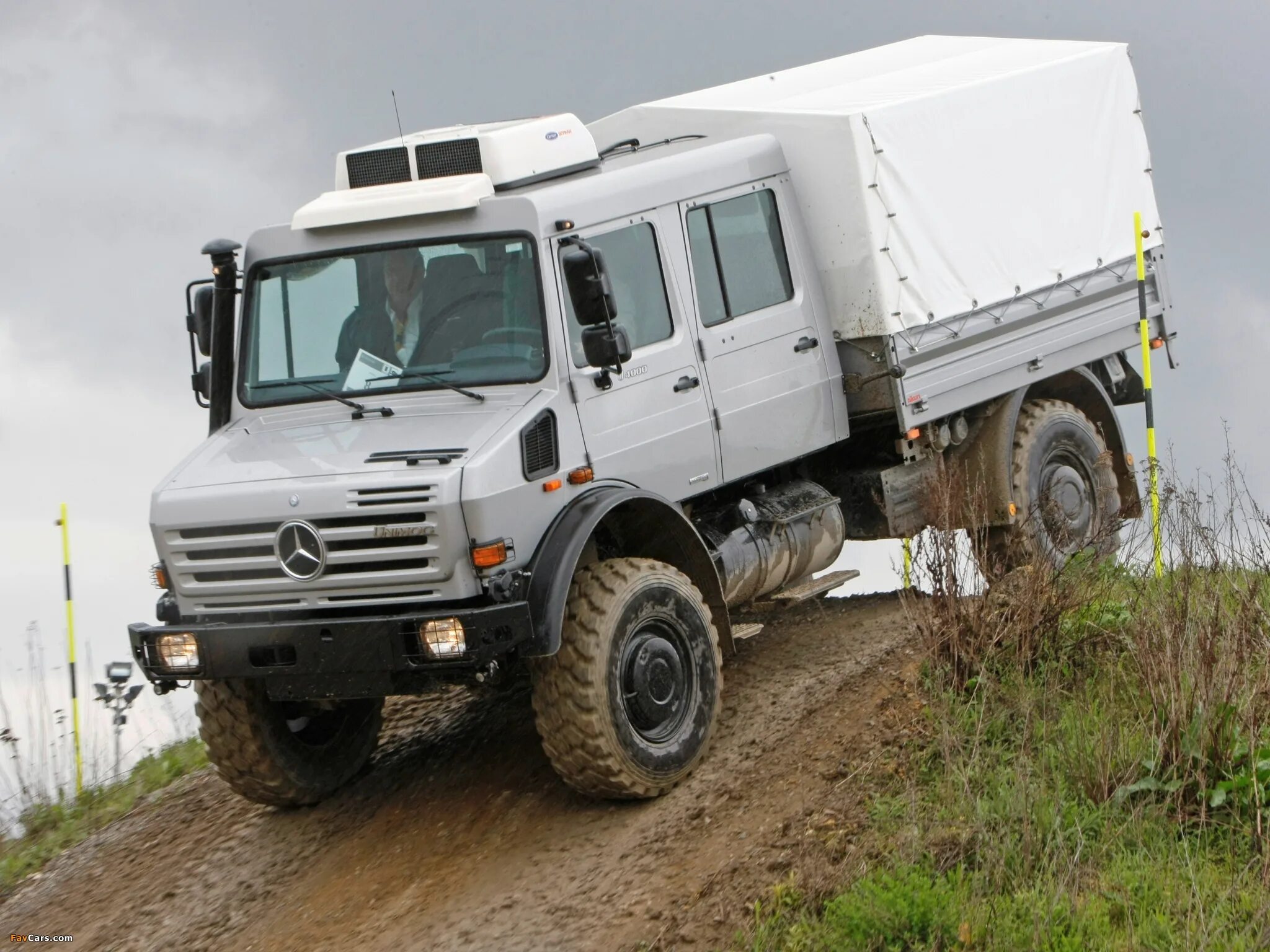 Mercedes-benz unimog u4023. Man tgm 2012. мерседес бенц zetros. Iveco daily 4x4 шасси. полноприводный грузовик.