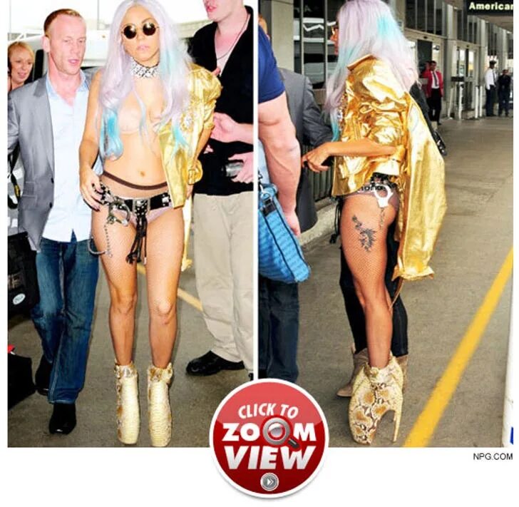 Сиськи Lady Gaga в толпе