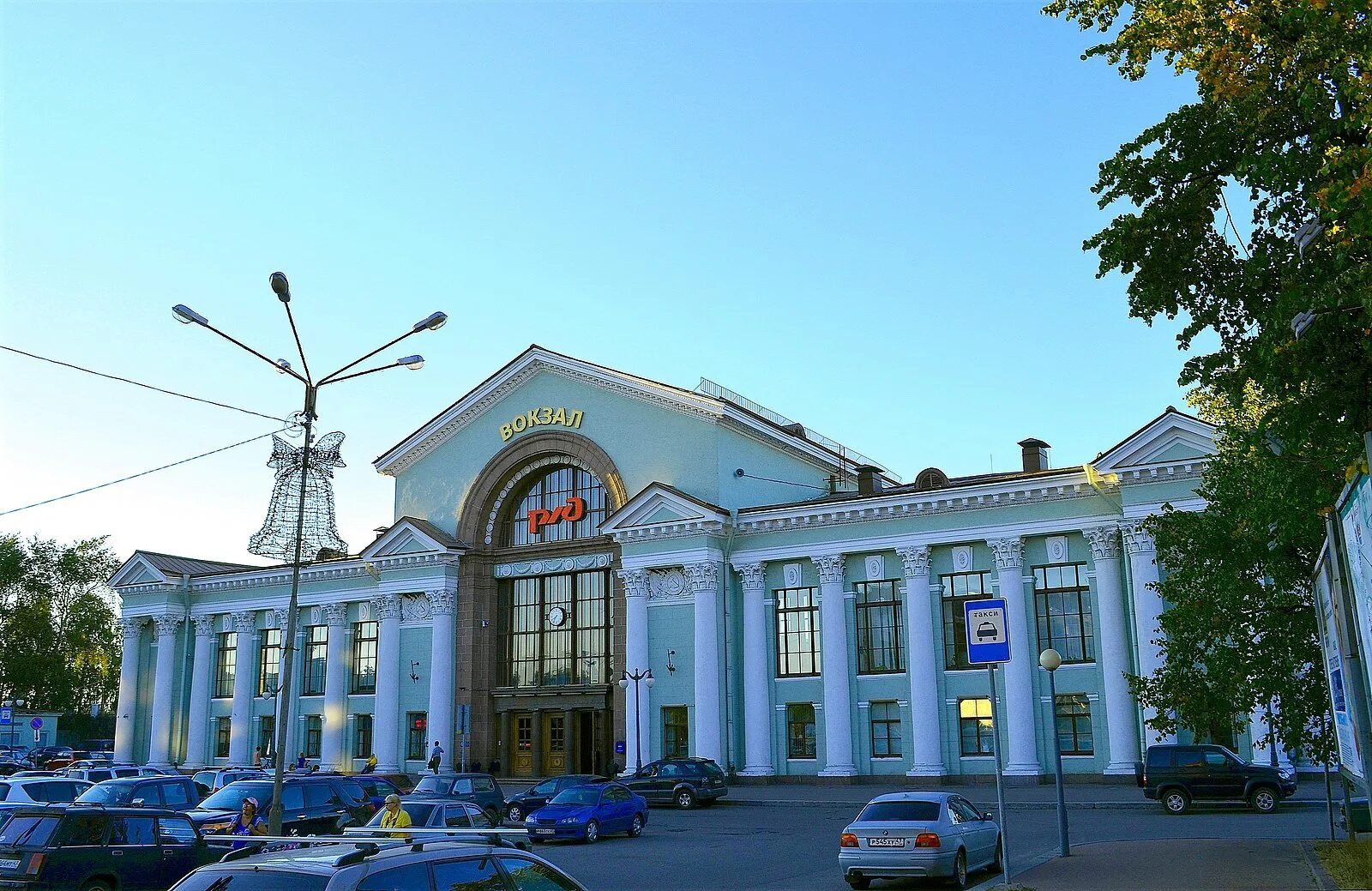 Табло выборга жд