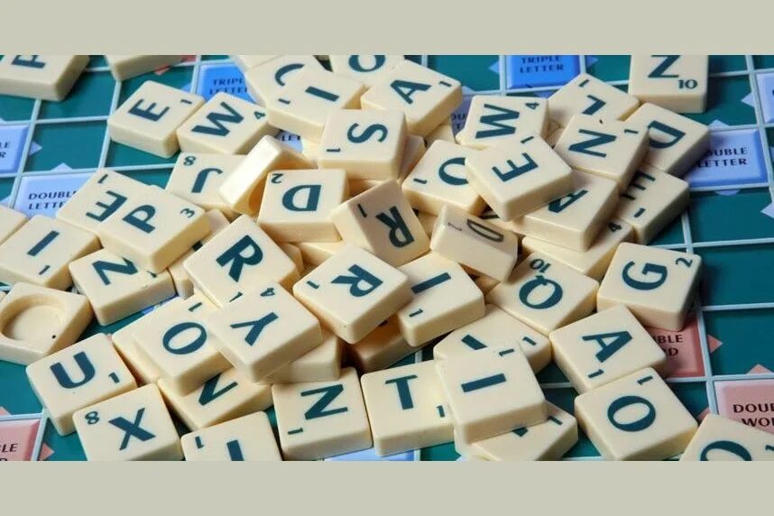 Scrabble Letters. Scrabble буквы. Scrabble буквы русские. Скрэббл таблички с буквами.