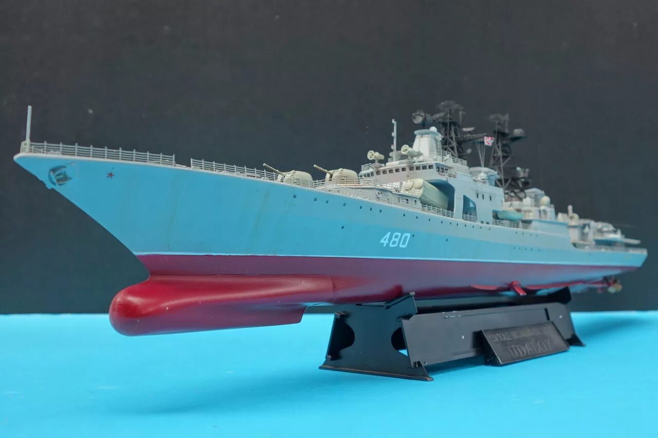 б 1 350. б 1 350. корвет проекта 20380 1/700. б 1 350. шарнхорст драгон 1/350.