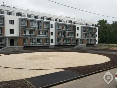 Школа в петровском квартале