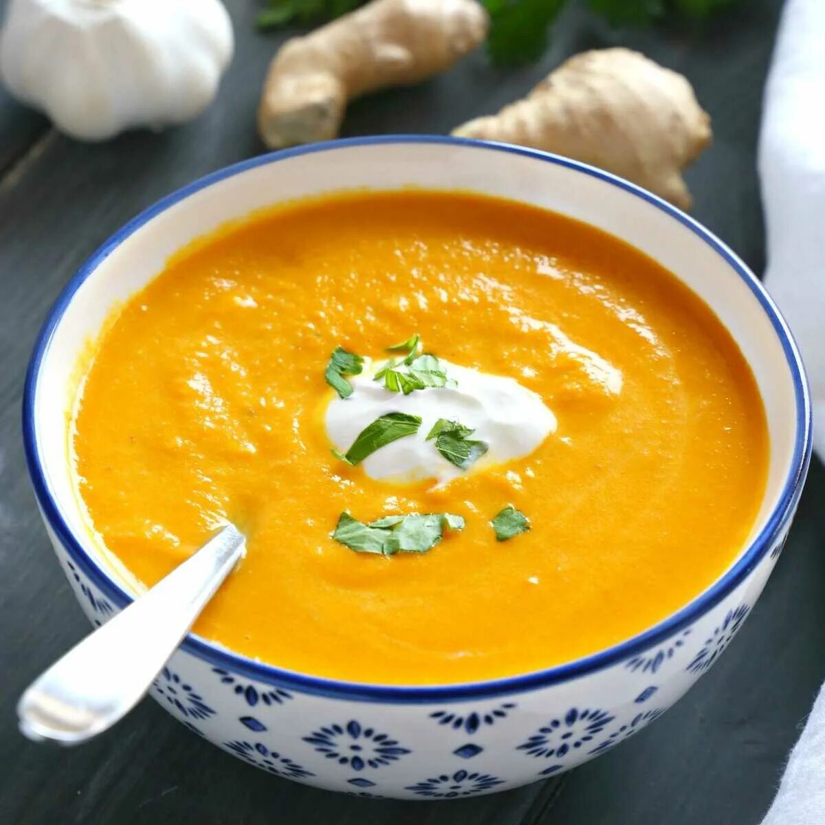 Рецепт суп пюре из тыквы со сливками. Морковный крем суп. Картофельно морковный суп пюре. Тыквенный суп-пюре Высоцкая. Суп морковник.