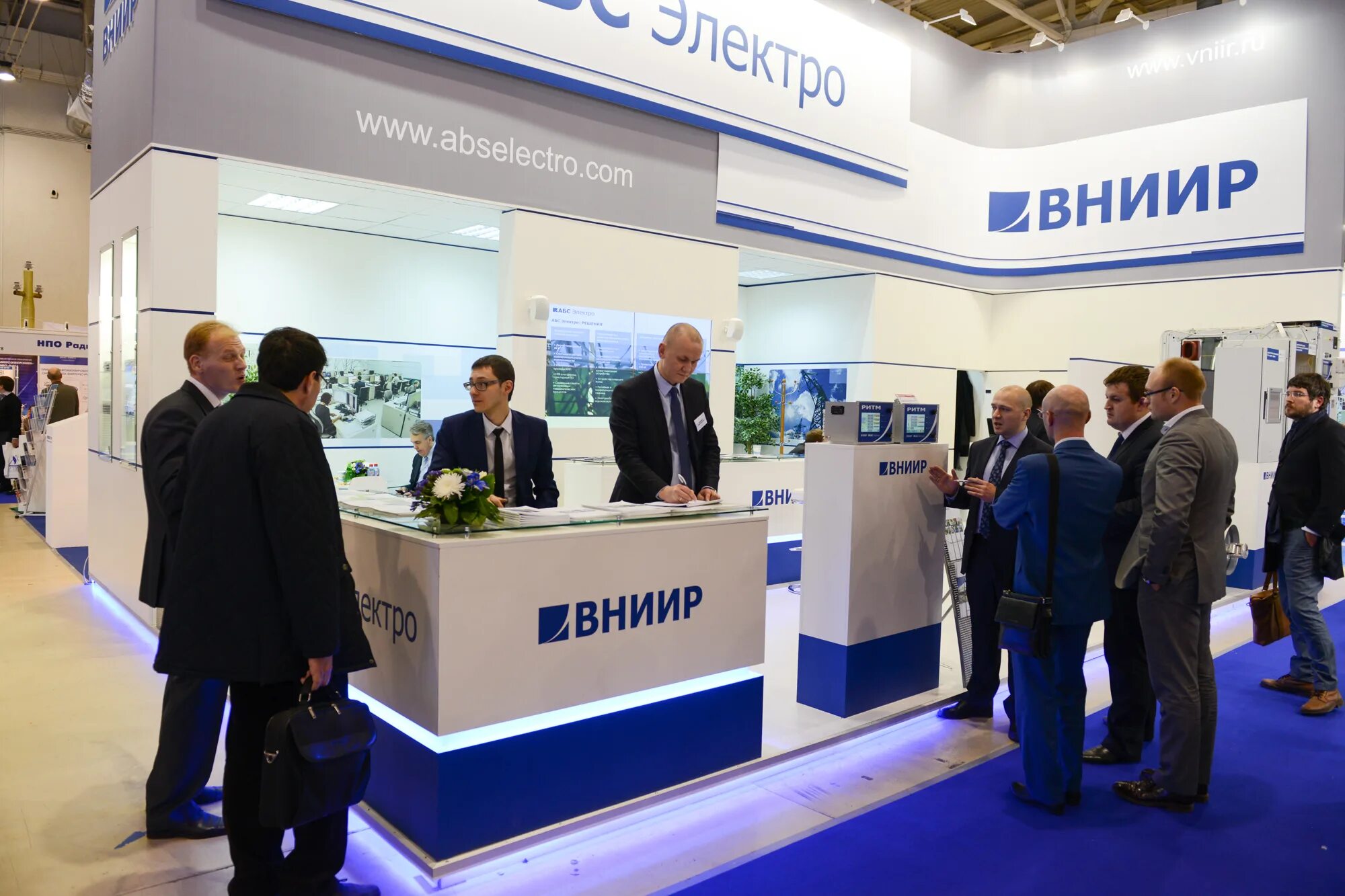 Вниир прогресс. Абс электро вниир. стенд абс электро. вниир выставочный стенд.