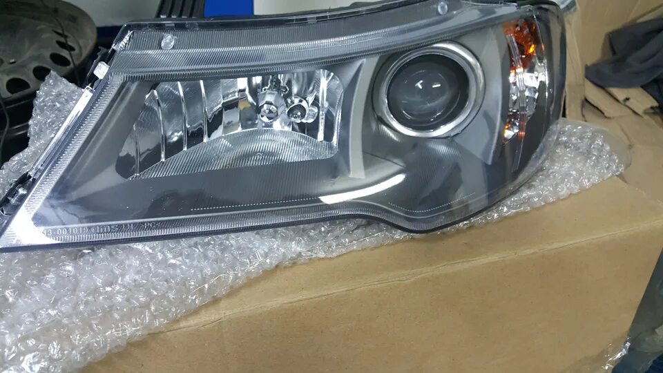 Передние фары дэу нексия n150. Фара дэу нексия n150. Фара daewoo nexia n150. Фара daewoo nexia n150. E3120011_фара противотуманная daewoo nexia.