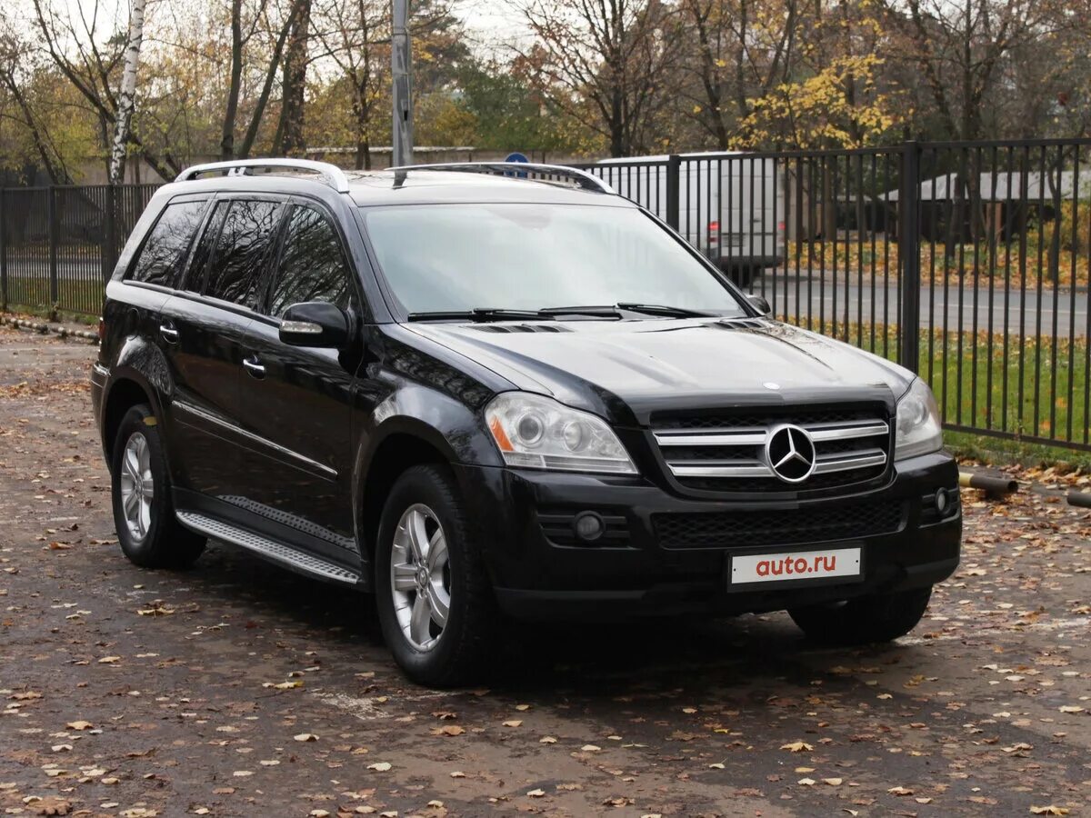 Купить мерседес gl с пробегом. Mercedes Benz gl 2007. Мерседес gl 320 2007. Мерседес gl 350 2007. Мерседес джип 2007 года.