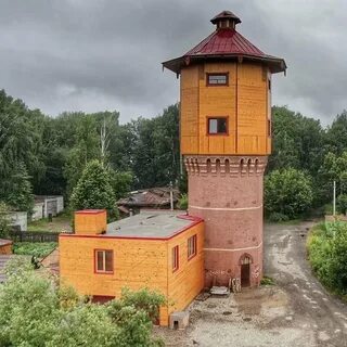 Интересные водонапорные башни