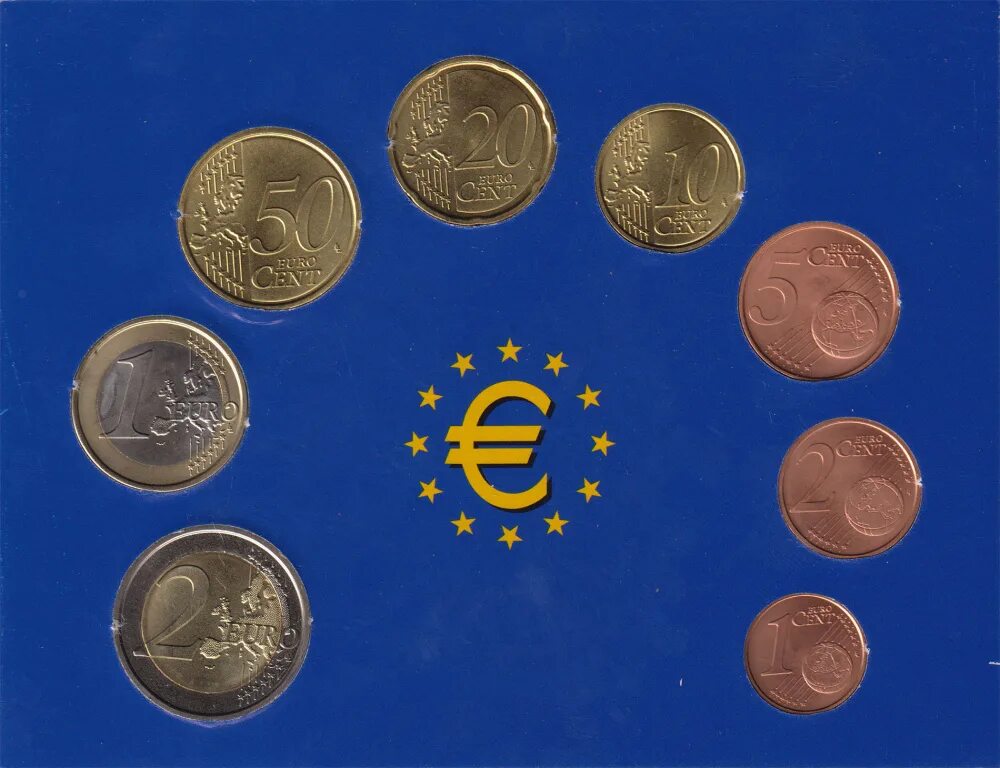 Сколько монет евро. Евро монеты номинал. Монеты евро Аверс. Монеты еврозоны. Евро купюры и монеты.