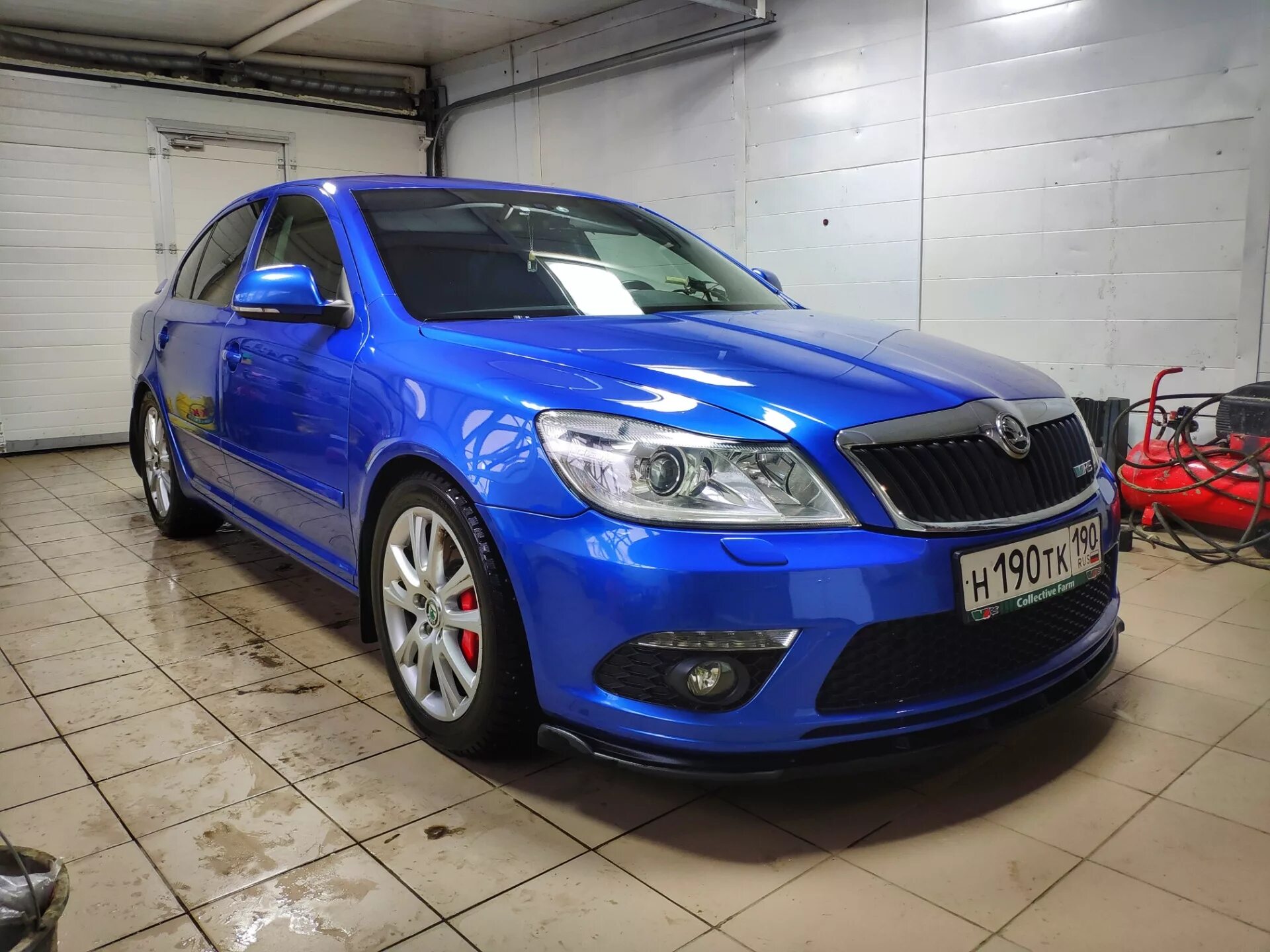 Octavia rs 2.0 tdi. Skoda Octavia RS 2.0. Octavia RS bm5. Skoda Octavia RS 2012 В пленке.