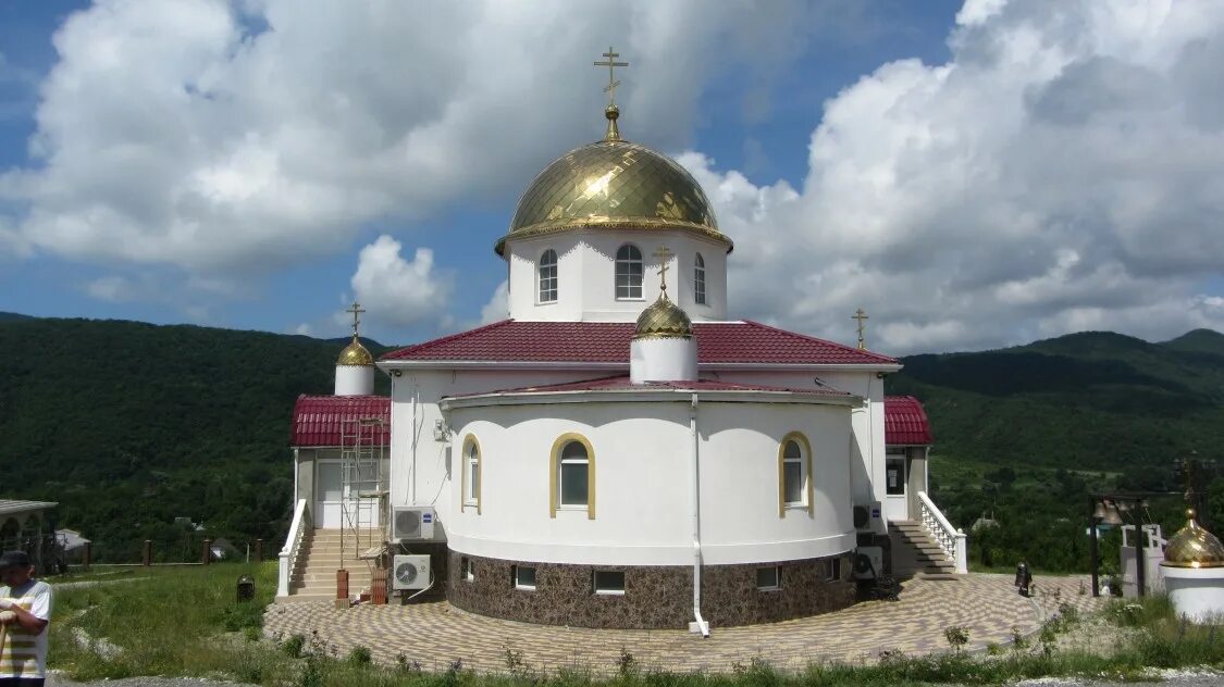 Храм Николая Чудотворца Адербиевка. Храм Николая Чудотворца в Геленджике. Храм село Береговое Геленджикский район.