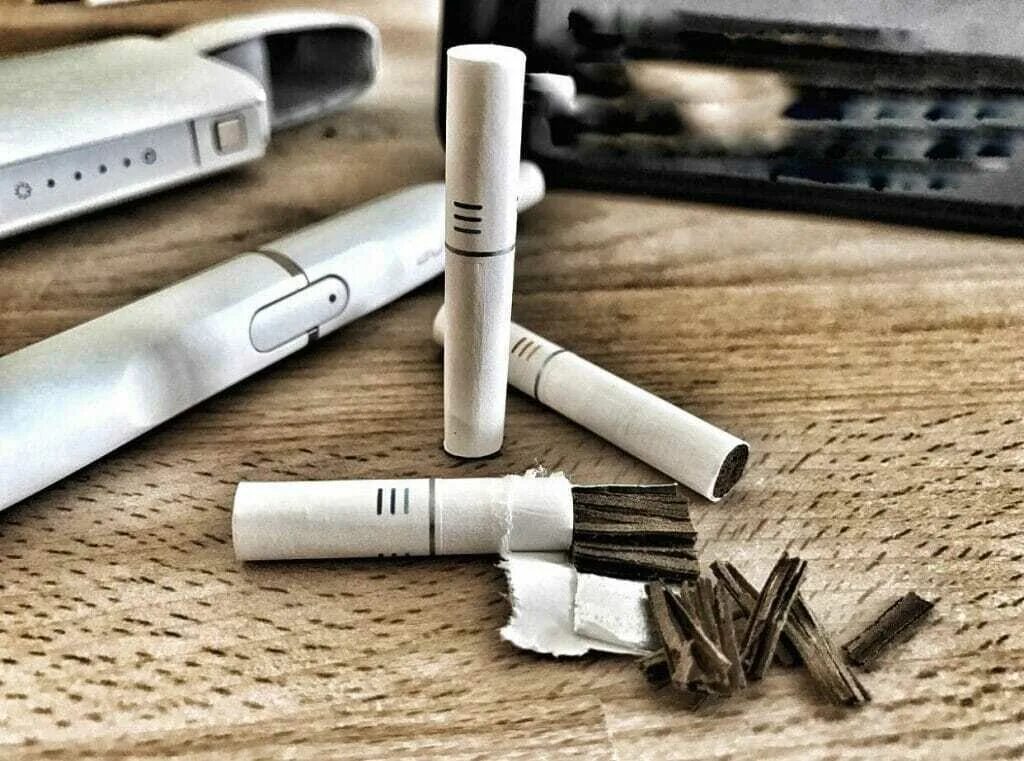 Без табачные стики. Стики на айкос. Сигарет айкос табак. Стики Tobacco для IQOS. Айкос для курения стиков.