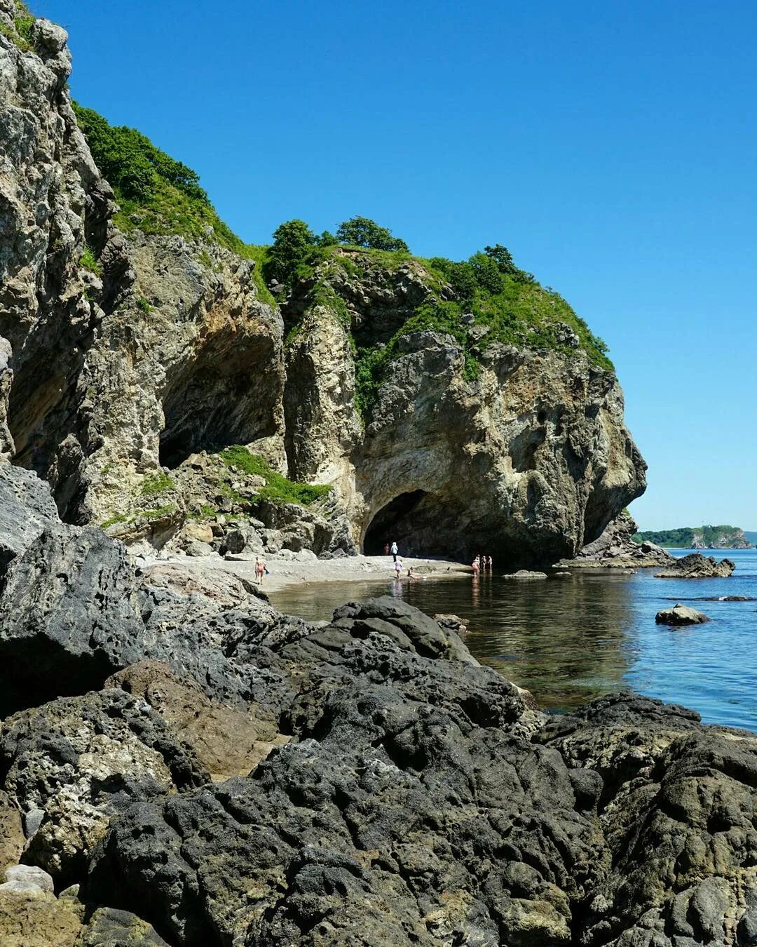 Полуостров Краббе Приморский край. Полуостров Краббе Хасанский район. Бухта Краббе Приморский. Хасанский район Приморский край полуостров Краббе. Погода береговое приморский край хасанский