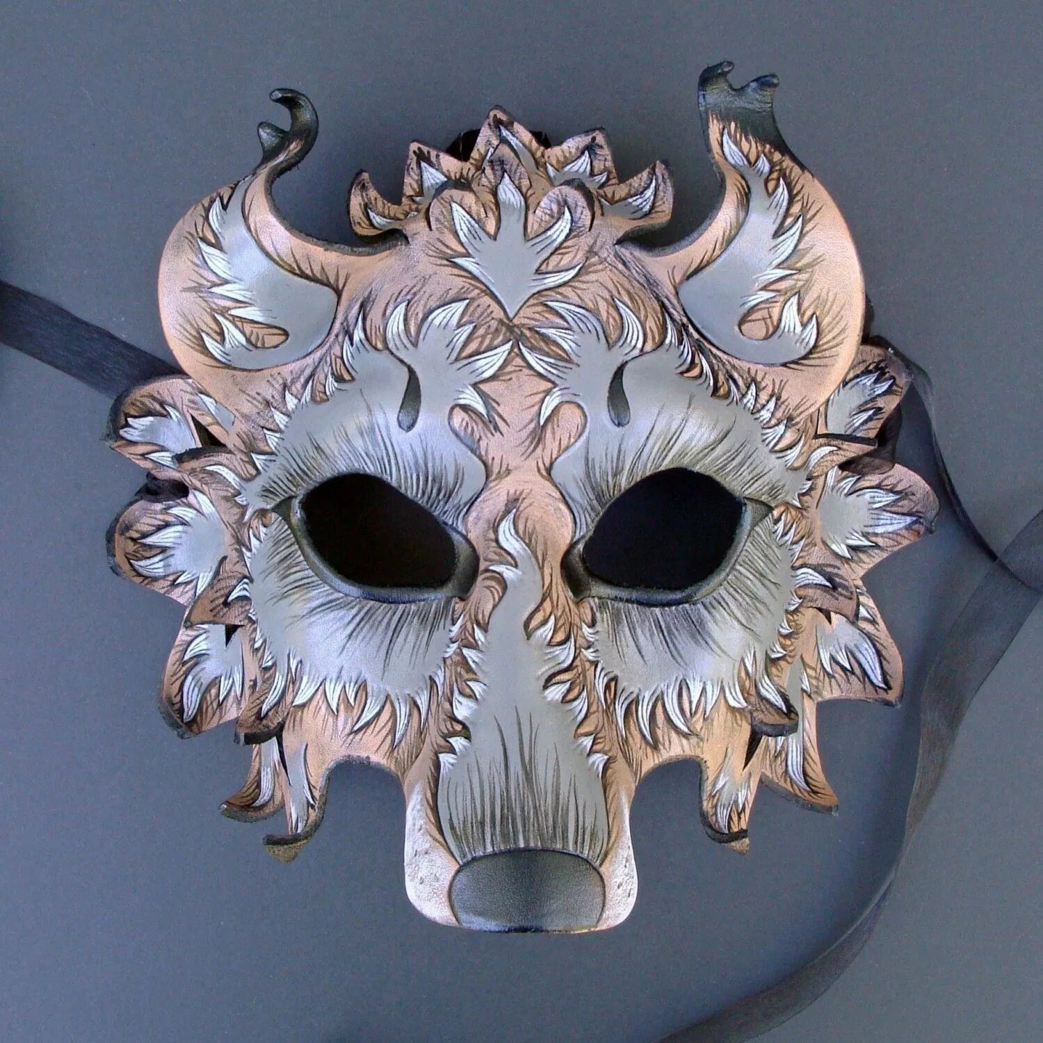 Шебалин маска зверя. Маскед Вольф маски. Металлическая маска. Декоративные маски. Маскарадные маски животных.