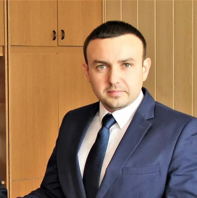 Глава города отрадный. Директор школы отрадного. 46 школа самара директор. нпп отрадный директор.