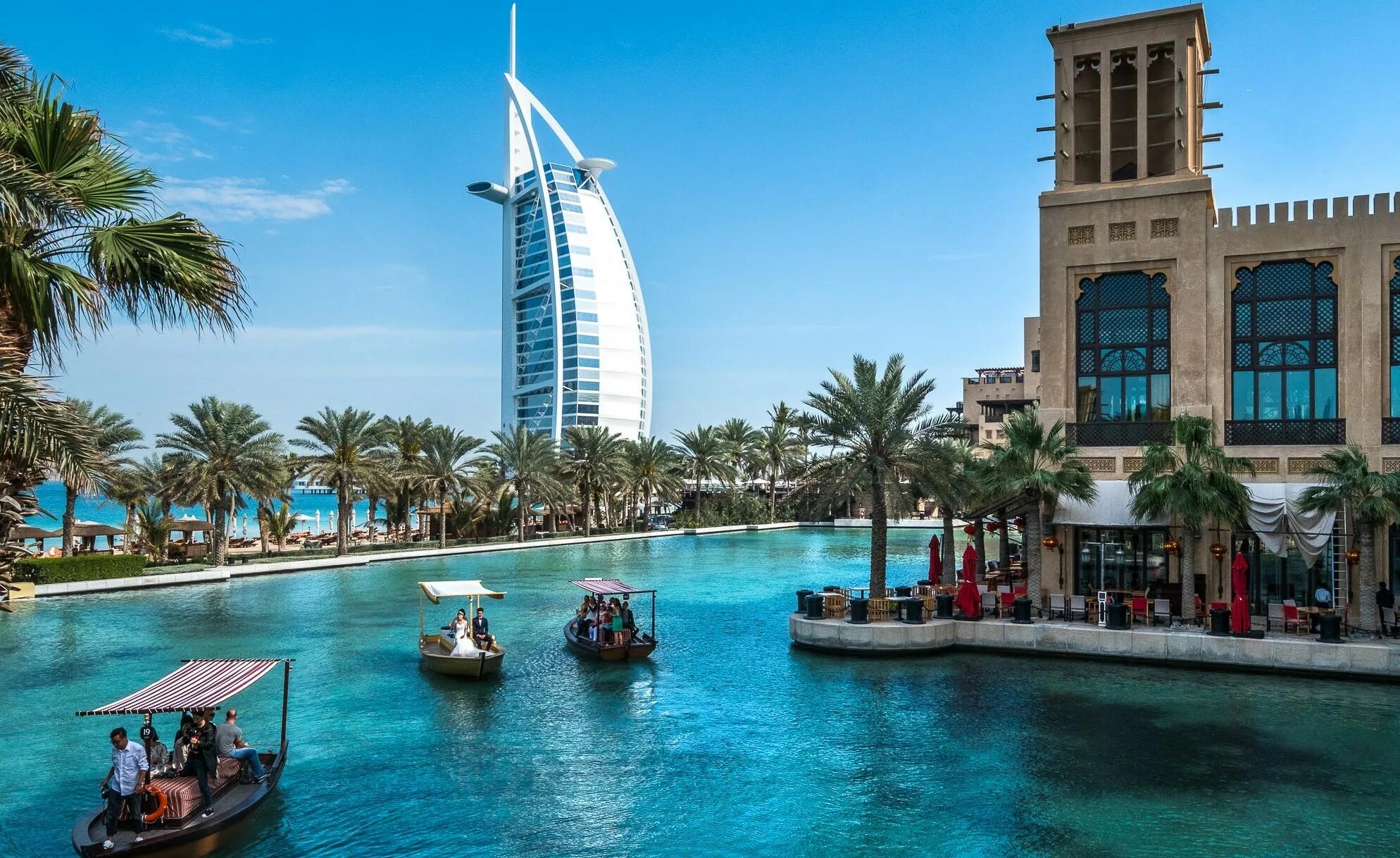 Арабские эмираты Дубай. ОАЭ туристический. ОАЭ Шарджа море. РАСЕЛЬХАЙМ ОАЭ. Туры в оаэ в мае