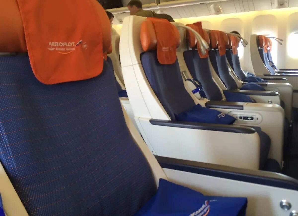Аэробус а320 аэрофлот бизнес класс. Боинг 737-800 аэрофлот бизнес класс. А319 аэрофлот салон. А320 аэрофлот салон. Боинг 737-800 аэрофлот салон самолета.