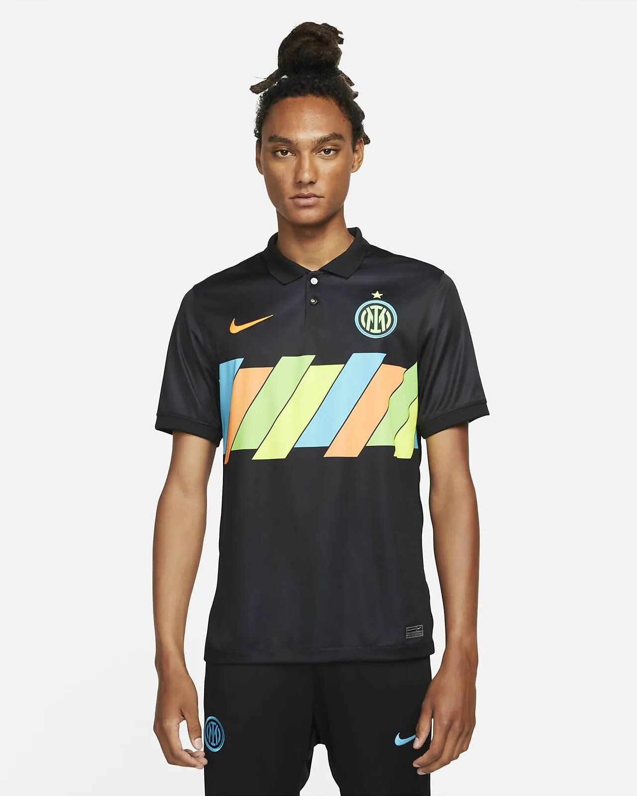 Inter black. Nike Inter Milan футболка. Футболка ФК Интер 2012. Черная футболка Milan.