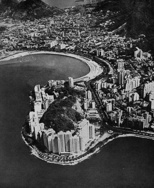 20 середина. Архитектура 20 века в Рио де Жанейро. Рио де Жанейро в 60е. Архитектура Латинской Америки в 20 веке. Рио де Жанейро в начале 20 века.