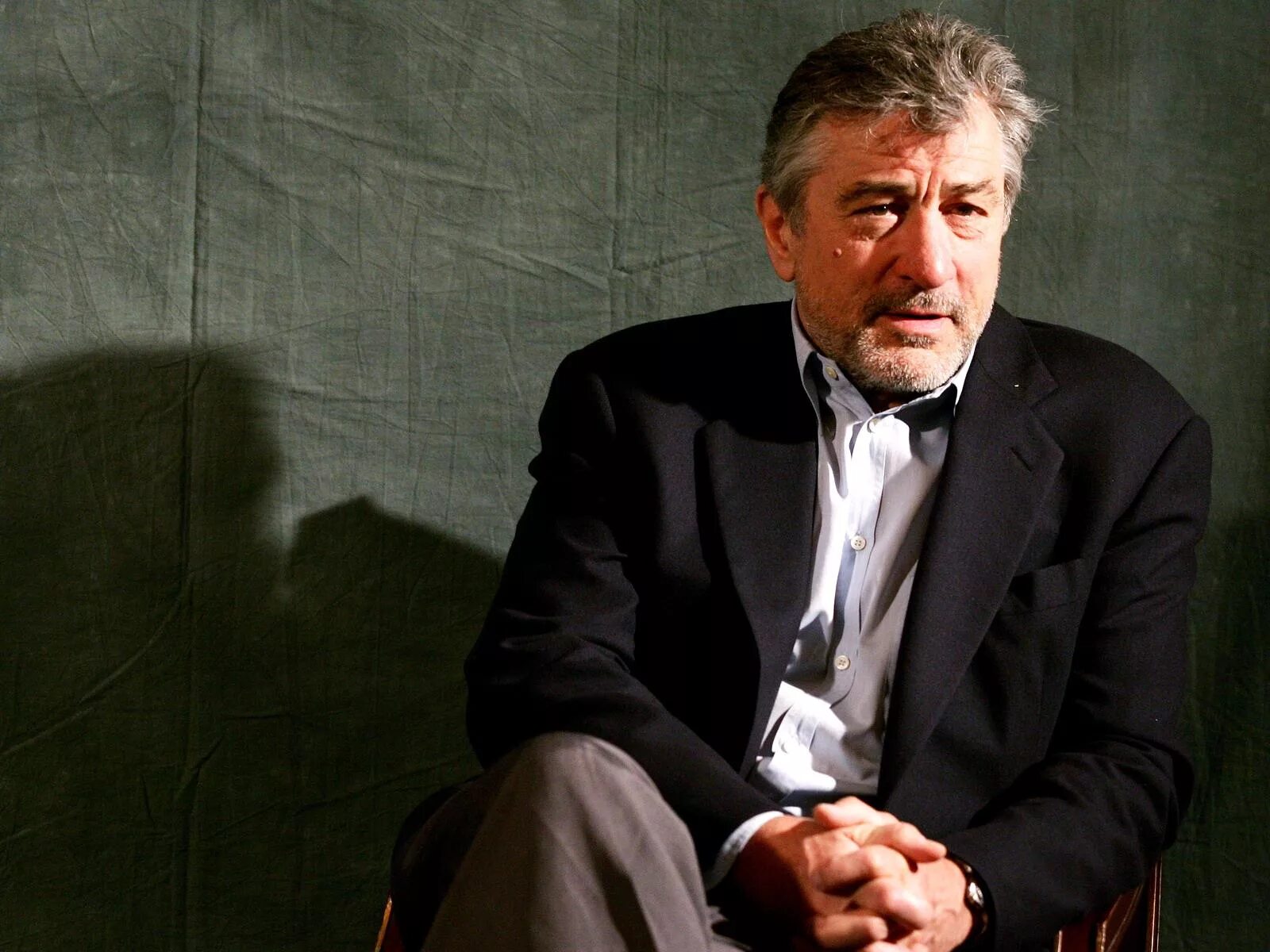 Devil may cry 5 nero. Де ниро цитаты. Vergil dmc 5. Devil may cry 5. Неро дмс 5.