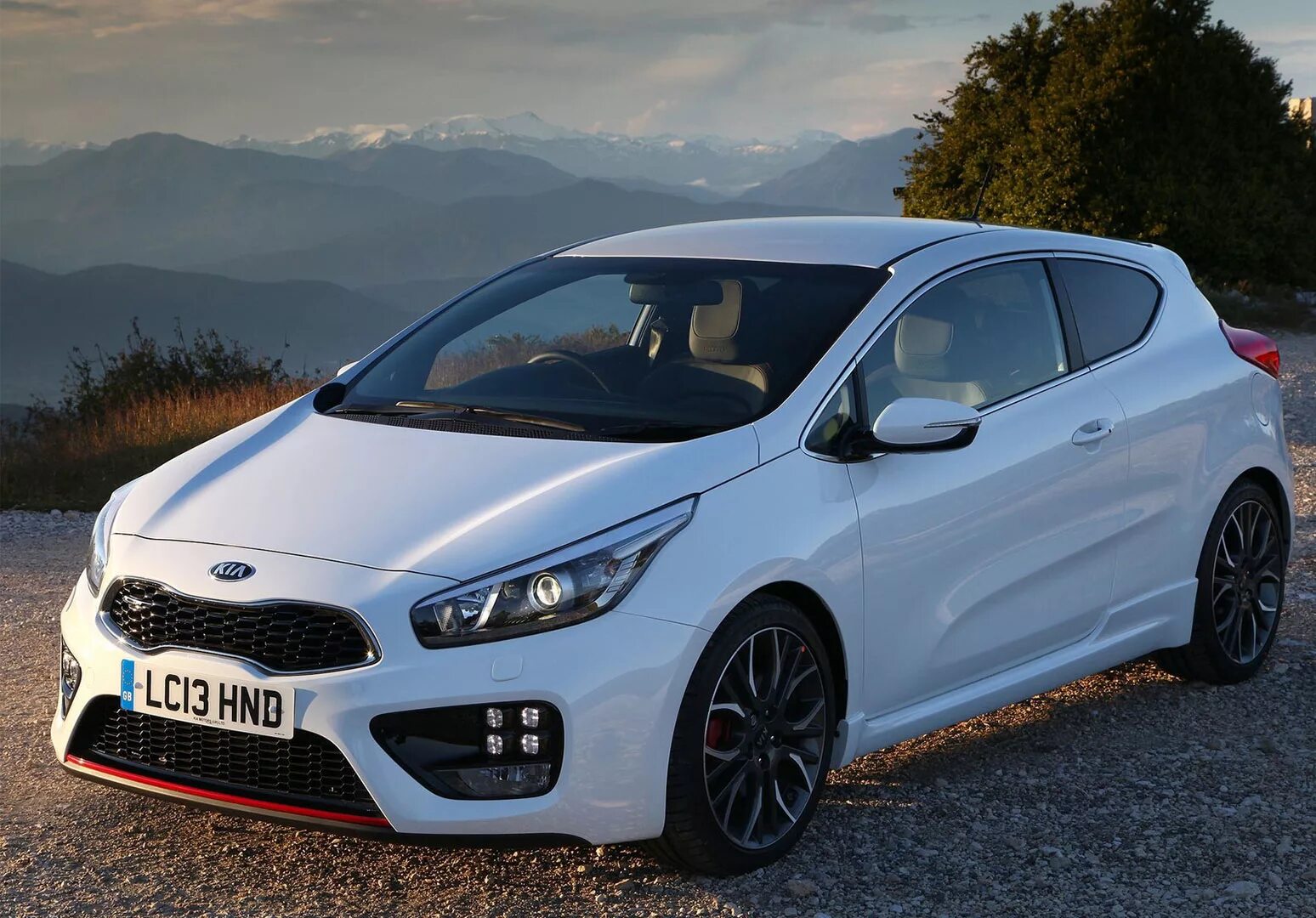 Купить киа сид цены. Kia Ceed gt 2014. Kia Pro Ceed gt. Kia Pro Ceed gt 2014. Kia Ceed GTR.