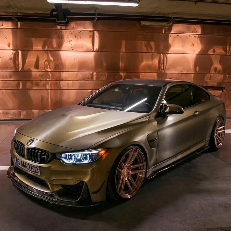 Cars bmw ru. BMW m4 g30. BMW m4 f10. BMW m4 g82 черная. BMW m4 g82 матовая чёрная.